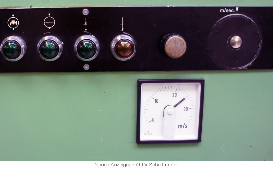 Analoges Anzeigegerät für Schnittmeter Hauptspindelantrieb